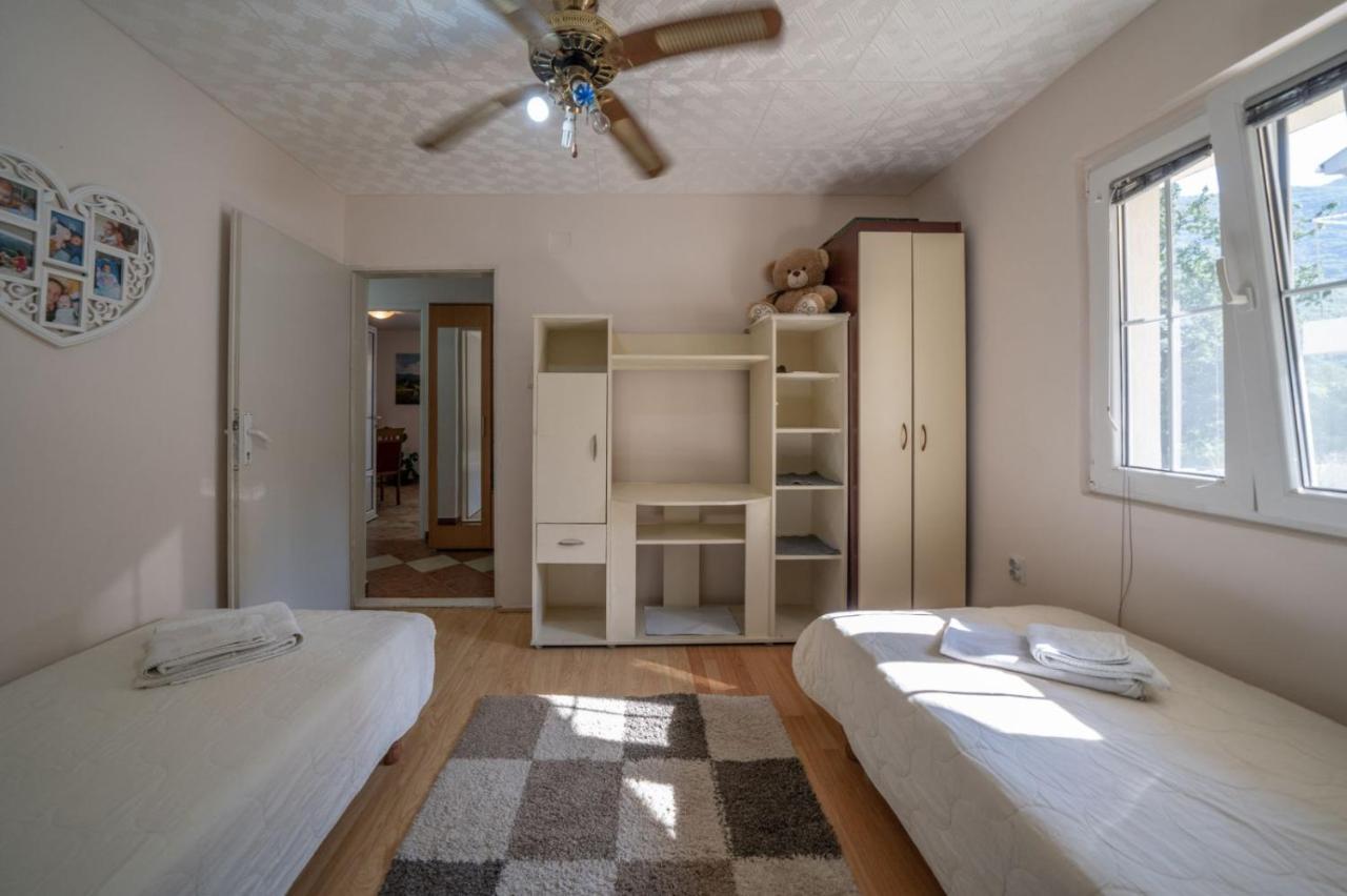 Apartments Zeko Donji Morinj Extérieur photo